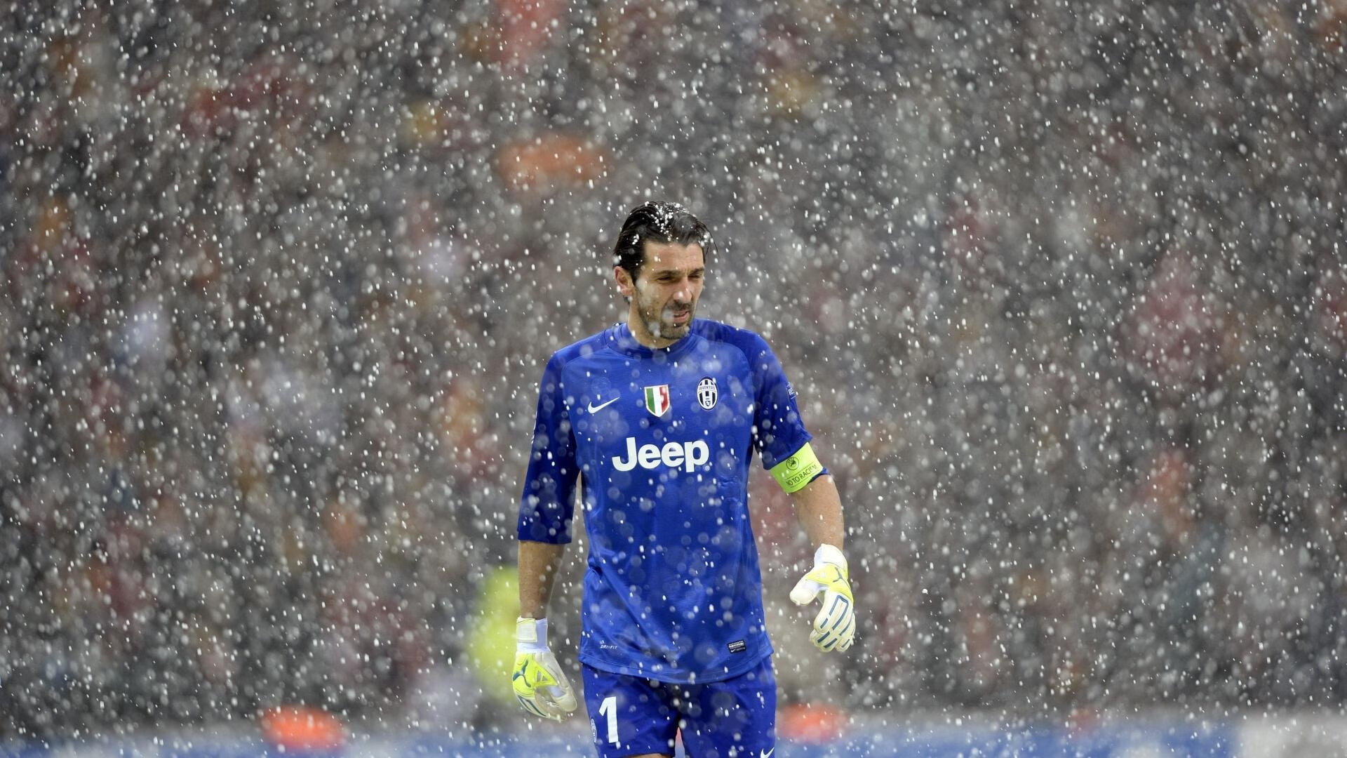 曼联在关键战役中逆转获胜，追赶领头羊