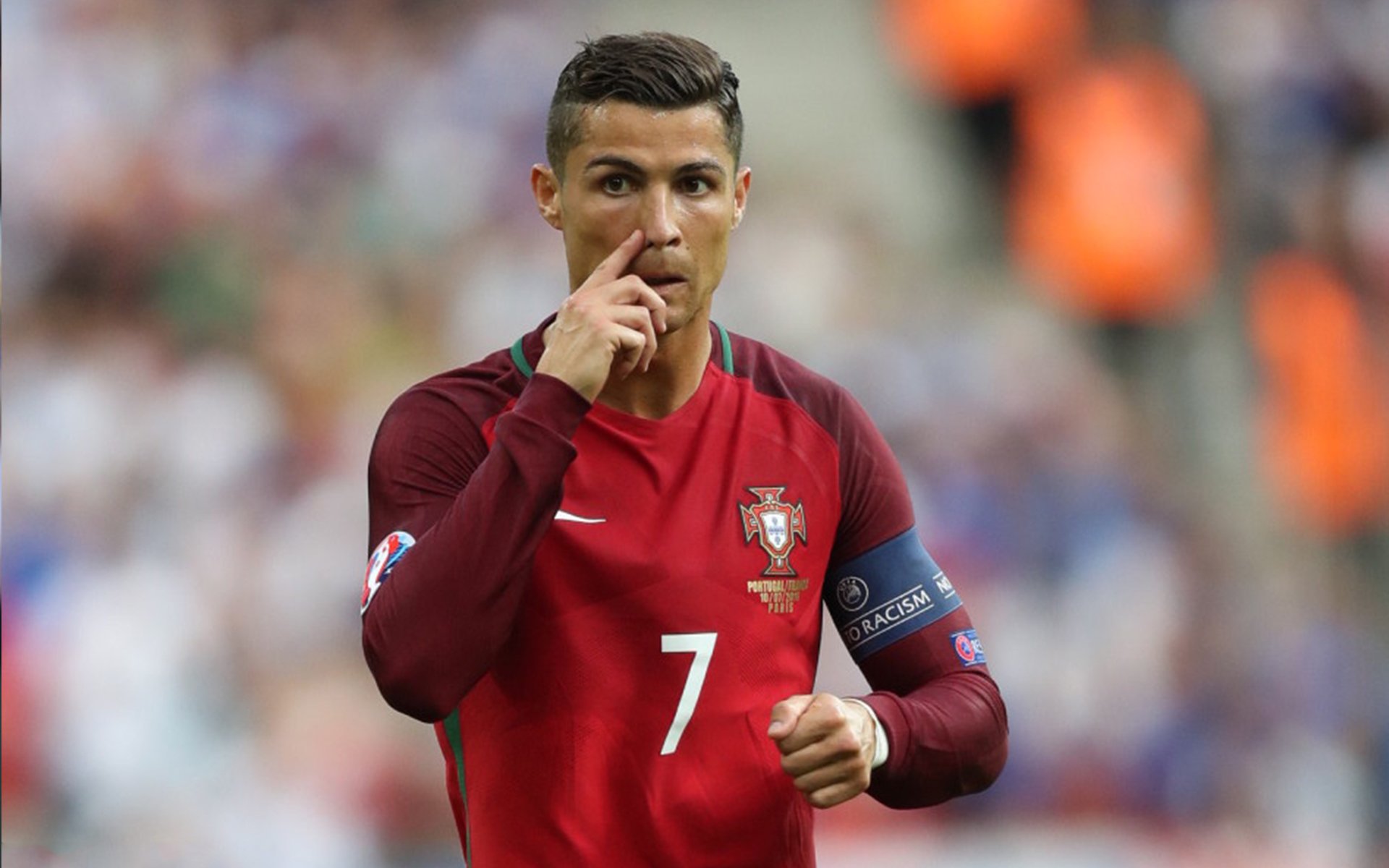 高尔强硬的突破能力，使袋鼠队进攻更具威胁